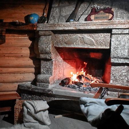Lodges Veis Kamenice Exteriör bild